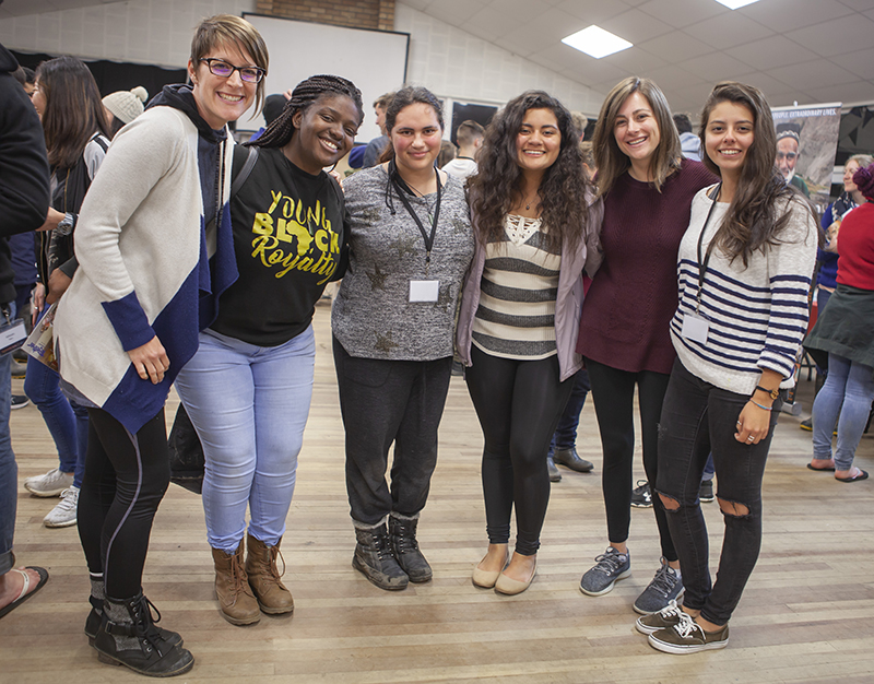 Jenny Klouse, from InterVarsity in California, returned for the second time with a group of students from our sister movement in the USA.